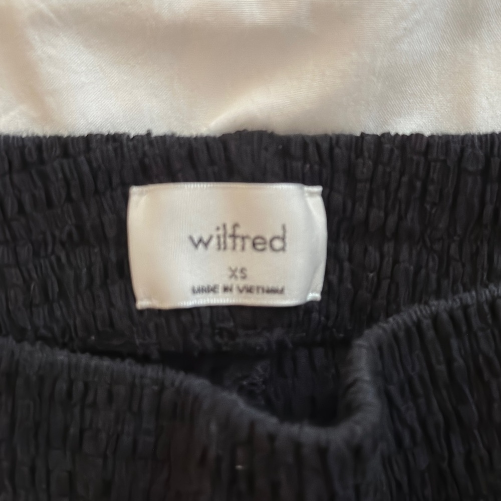 Aritzia Wilfred Pant - Picture 3 of 3